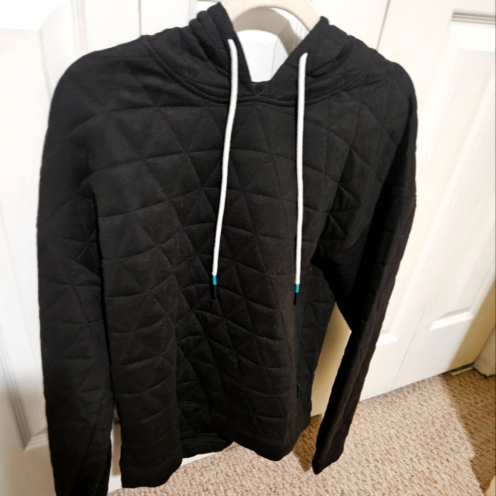 ZYIA Black Quilted Triage hoodie size large